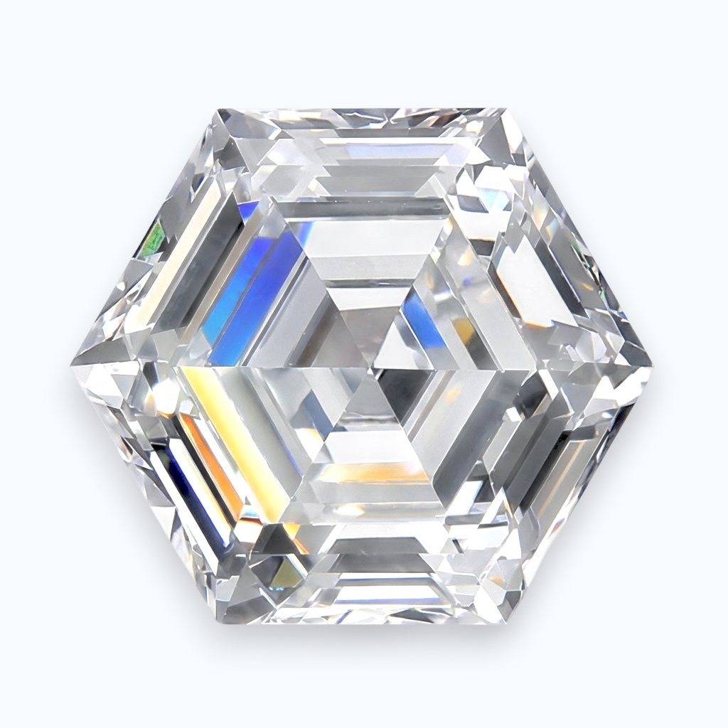 Diamante de laboratorio hexagonal